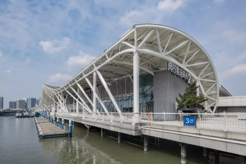 Iko Kuvandudza uye Kushanduka kweSimbi Chimiro Cruise Terminal Kuvaka